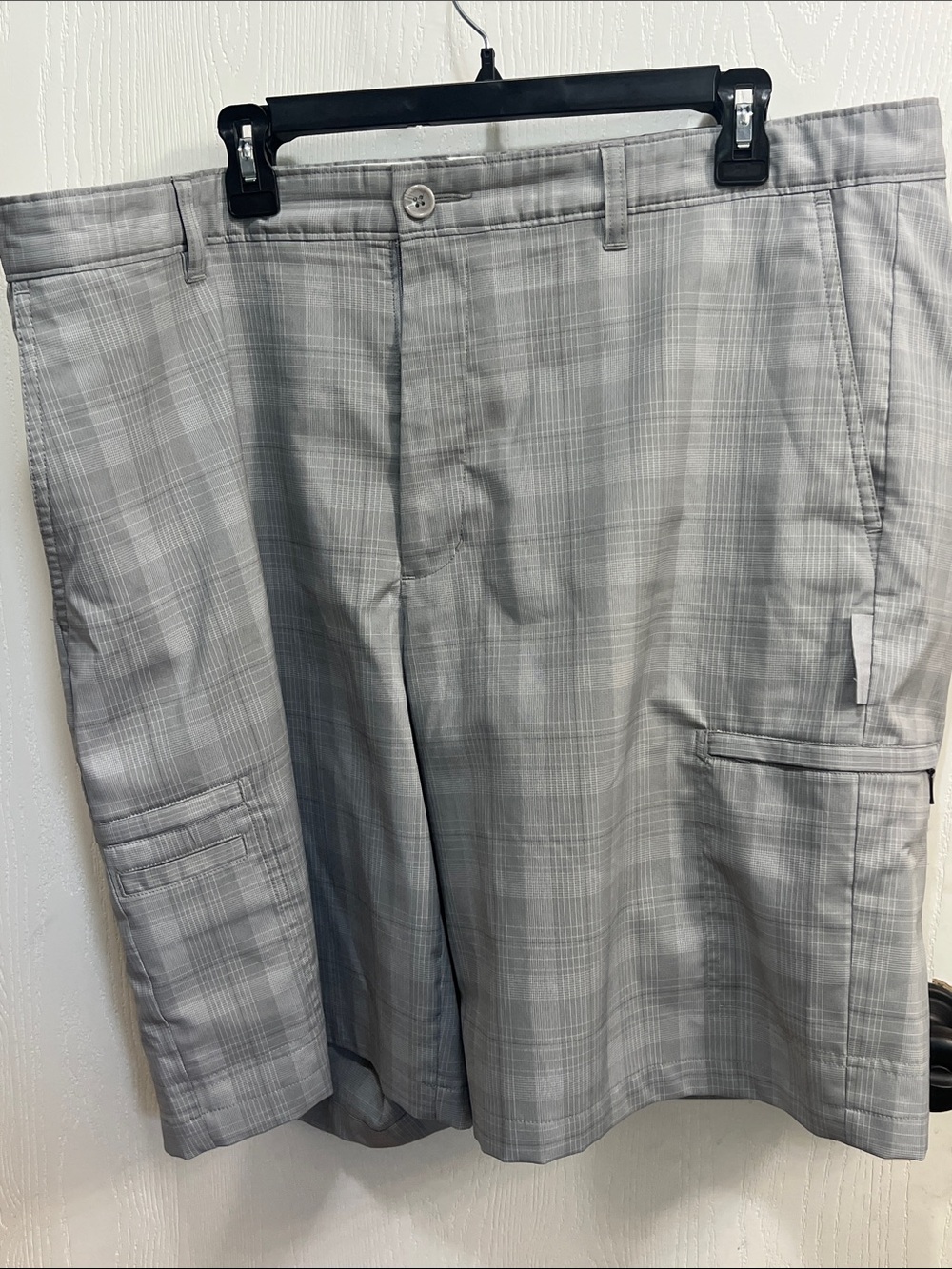 Greg Norman Collection Light Gray Plaid Golf Shorts